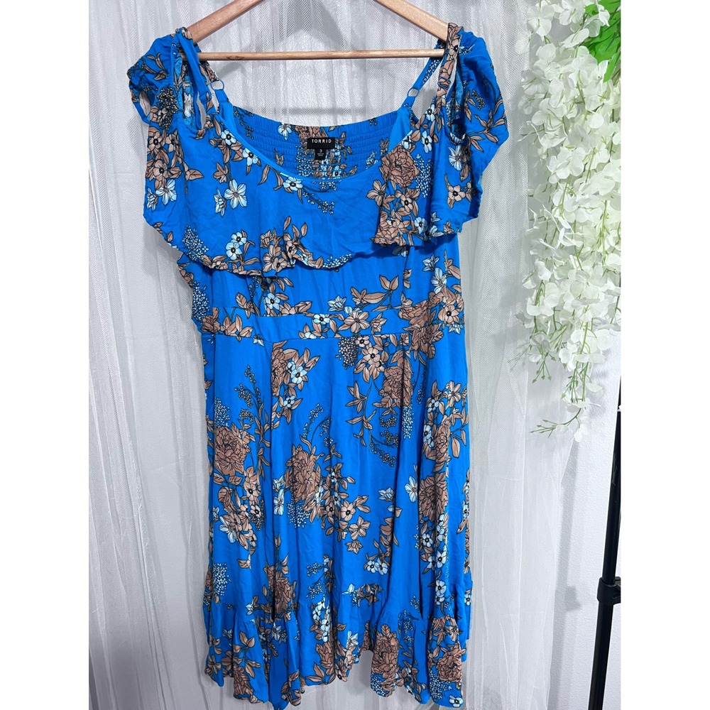 Torrid Blue Floral Cold Shoulder Ruffle Smocked Back Dress Plus Size 3 3X Boho